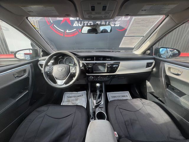 2015 Toyota Corolla Image 21