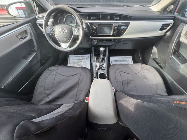 2015 Toyota Corolla Image 22