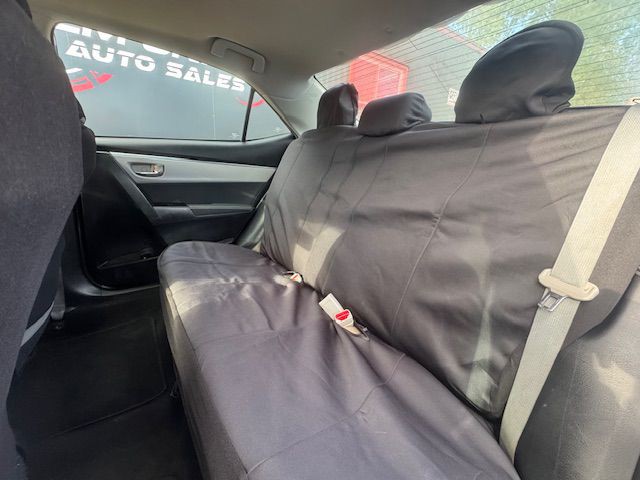 2015 Toyota Corolla Image 13