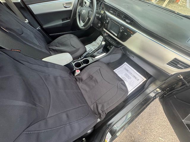 2015 Toyota Corolla Image 15