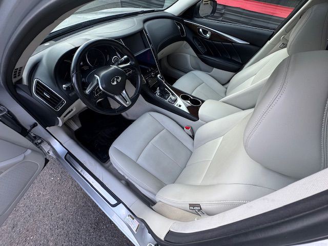 2018 INFINITI Q50 Image 11