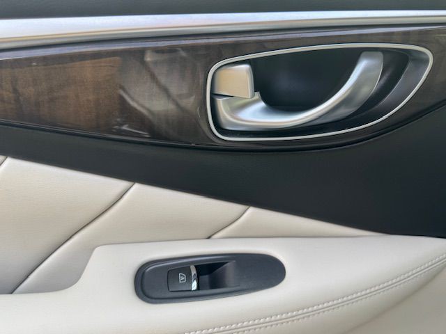 2018 INFINITI Q50 Image 17