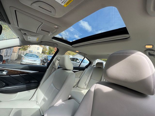 2018 INFINITI Q50 Image 27