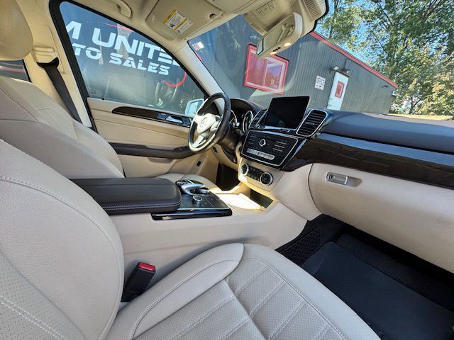 2018 Mercedes-Benz GLE-Class Image 19