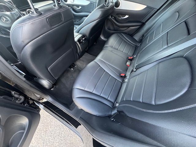 2019 Mercedes-Benz GLC-Class Image 11