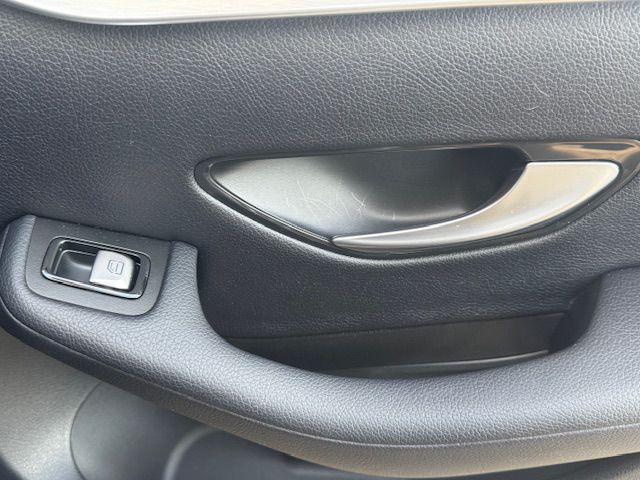 2019 Mercedes-Benz GLC-Class Image 20