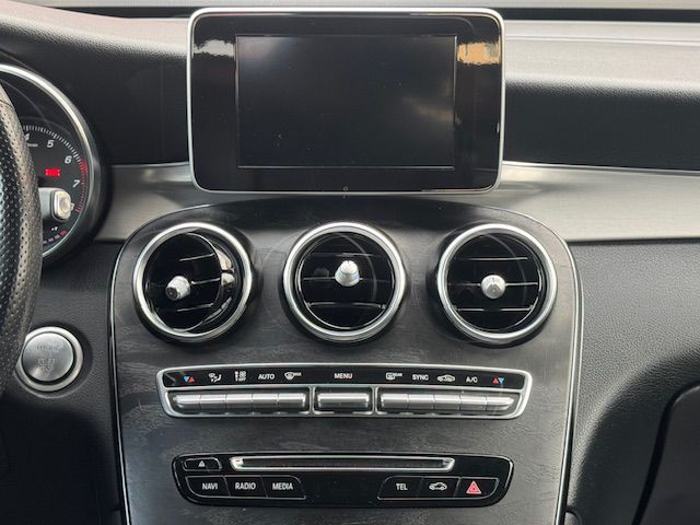 2019 Mercedes-Benz GLC-Class Image 24