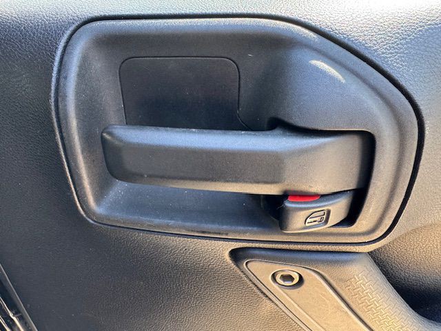 2012 Jeep Wrangler Unlimited Image 16