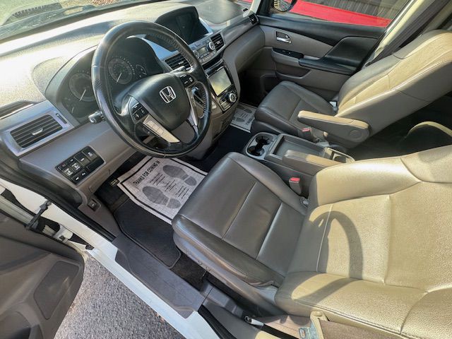 2014 Honda Odyssey Image 12