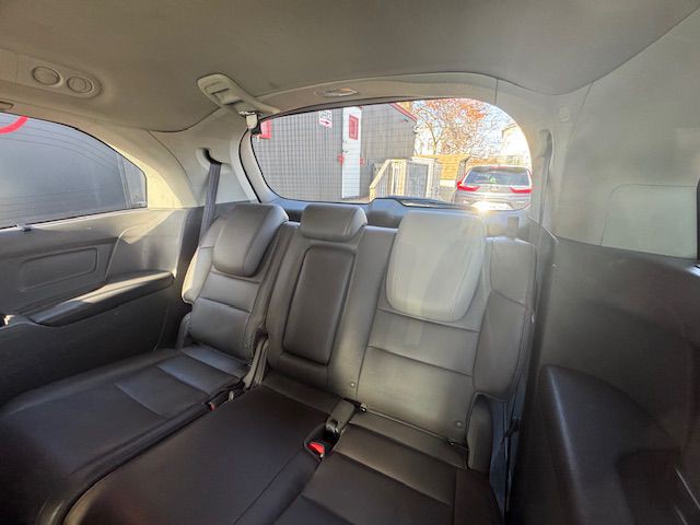 2014 Honda Odyssey Image 17