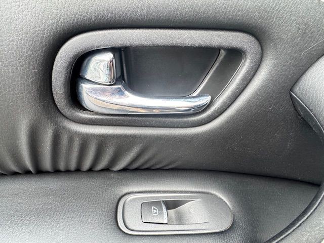 2017 Nissan Armada Image 19