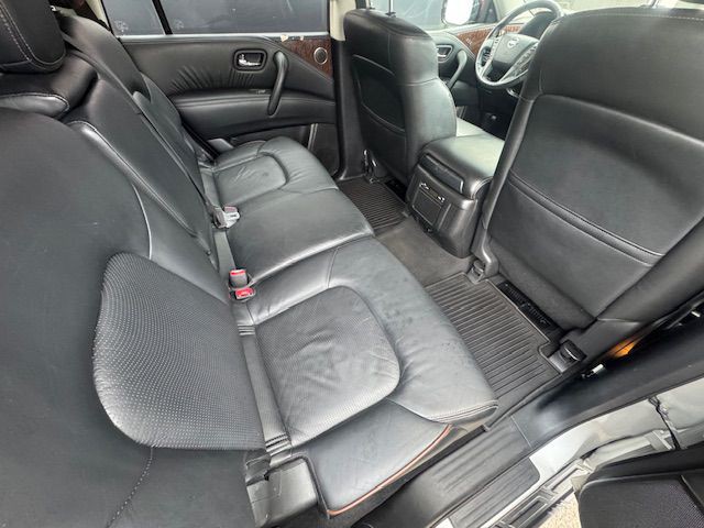 2017 Nissan Armada Image 23