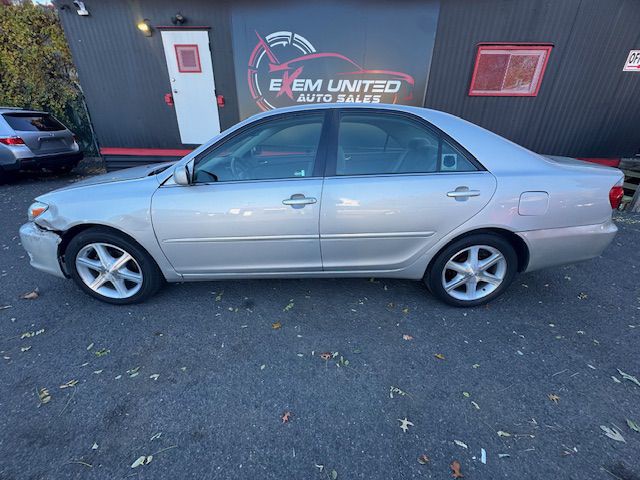 2006 Toyota Camry Image 2