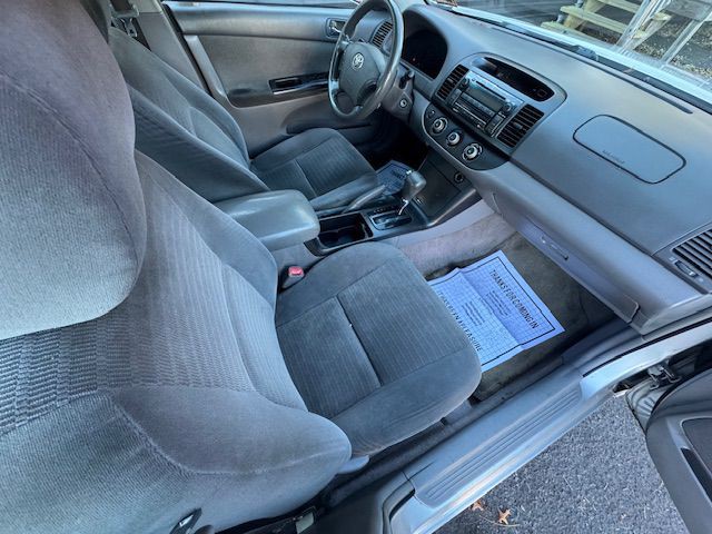 2006 Toyota Camry Image 11
