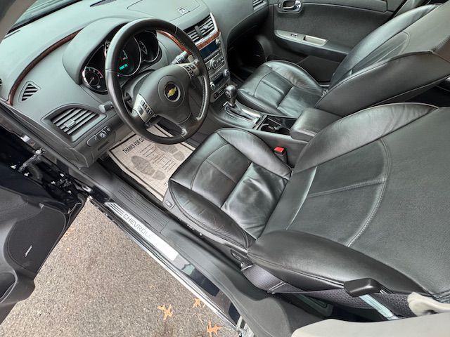 2012 Chevrolet Malibu Image 11