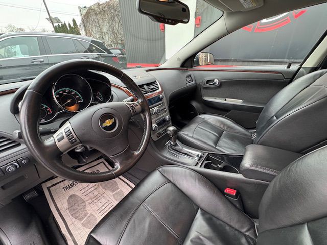 2012 Chevrolet Malibu Image 12