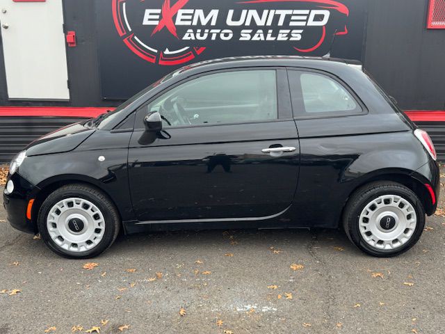2015 FIAT 500 Image 3