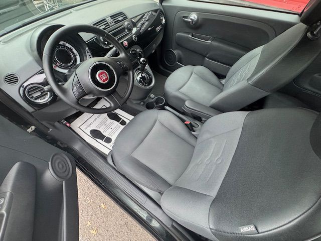 2015 FIAT 500 Image 11