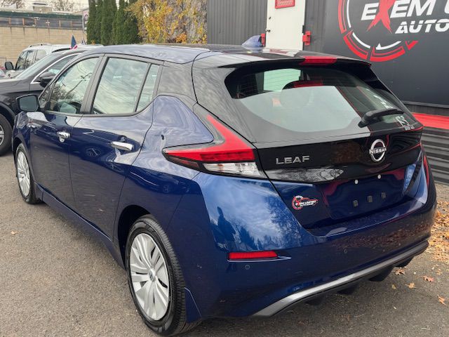 2023 Nissan Leaf Image 4