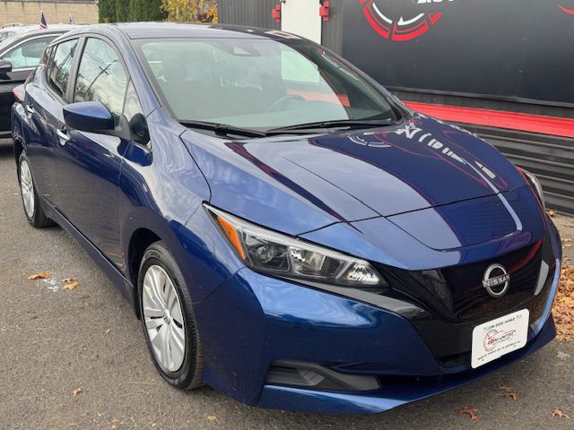 2023 Nissan Leaf Image 5