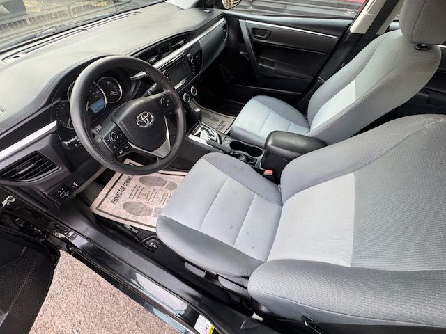 2016 Toyota Corolla Image 10