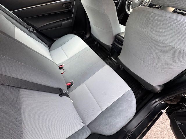 2016 Toyota Corolla Image 19