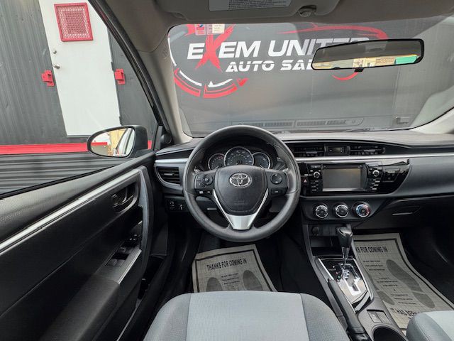 2016 Toyota Corolla Image 23