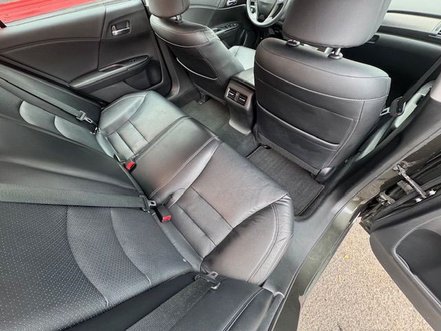 2015 Honda Accord Image 21