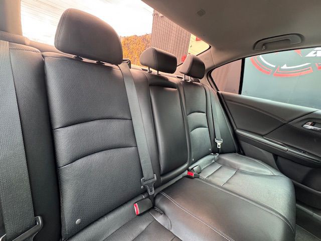 2015 Honda Accord Image 22