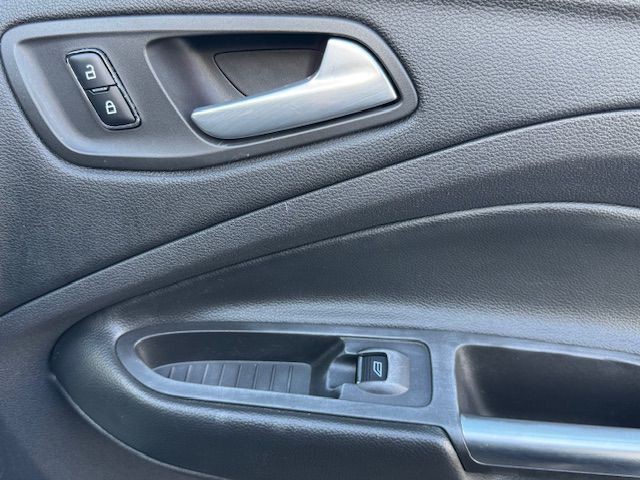 2013 Ford Escape Image 19