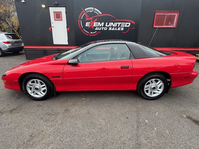 1994 Chevrolet Camaro Image 3