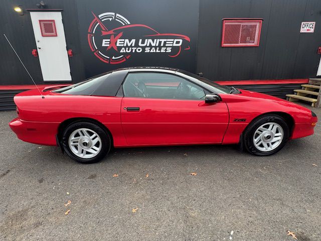 1994 Chevrolet Camaro Image 6