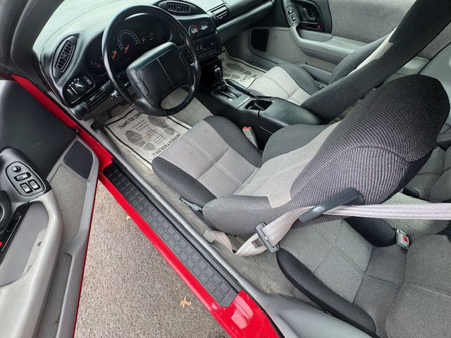 1994 Chevrolet Camaro Image 9