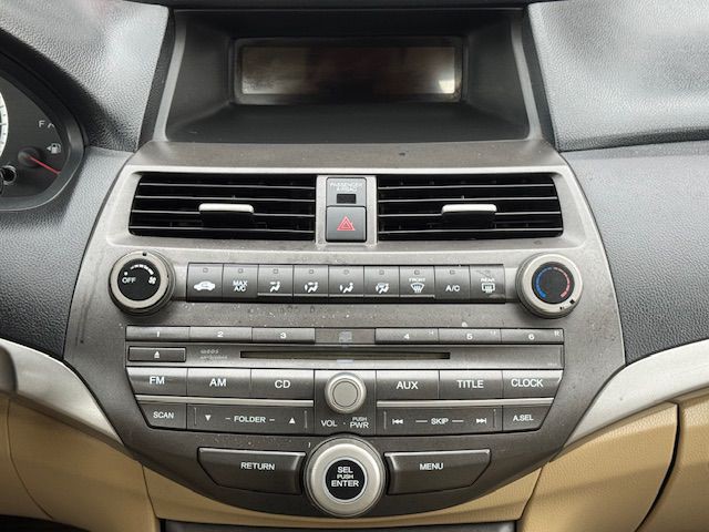 2012 Honda Accord Image 25