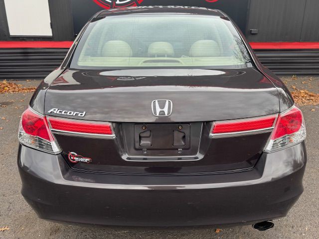 2012 Honda Accord Image 8