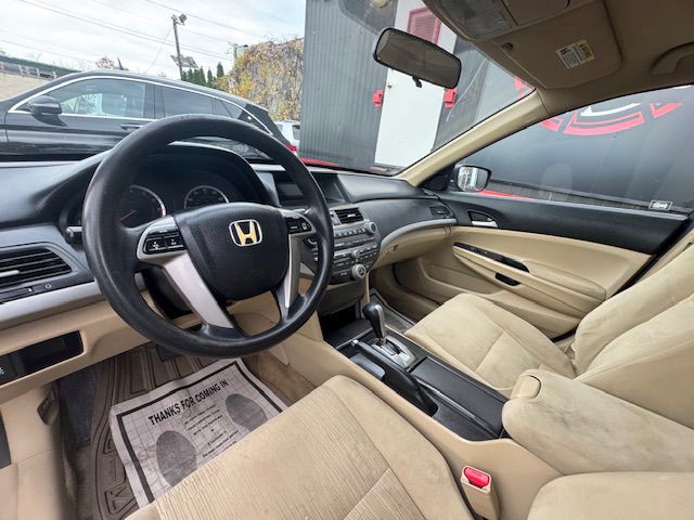 2012 Honda Accord Image 11