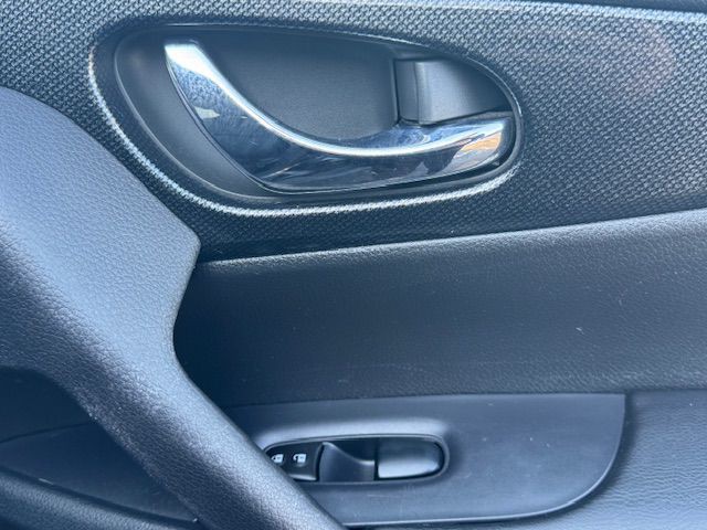 2014 Nissan Rogue Image 19