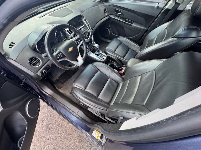 2013 Chevrolet Cruze Image 11