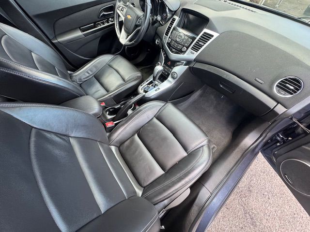 2013 Chevrolet Cruze Image 17