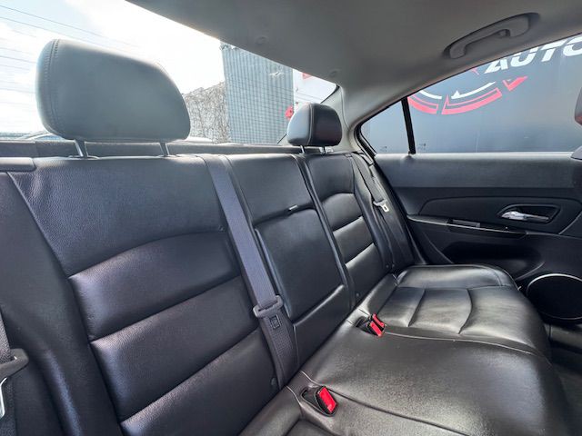 2013 Chevrolet Cruze Image 21