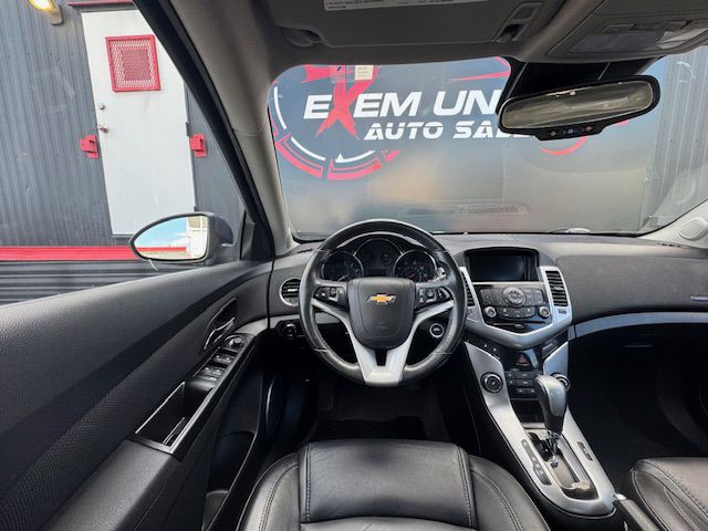 2013 Chevrolet Cruze Image 24