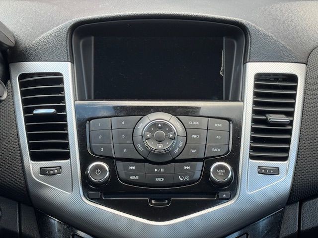 2013 Chevrolet Cruze Image 26