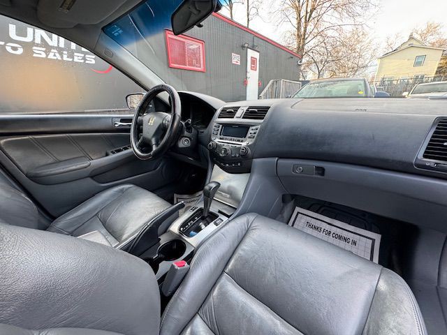 2007 Honda Accord Image 16