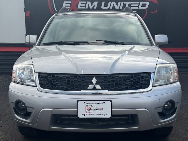 2011 Mitsubishi Endeavor Image 4