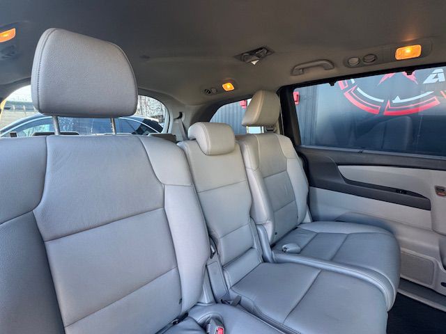 2014 Honda Odyssey Image 21