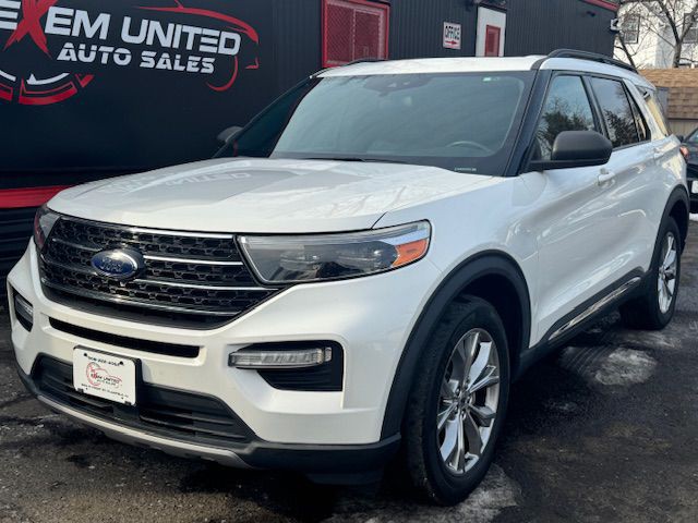 2020 Ford Explorer Image 2