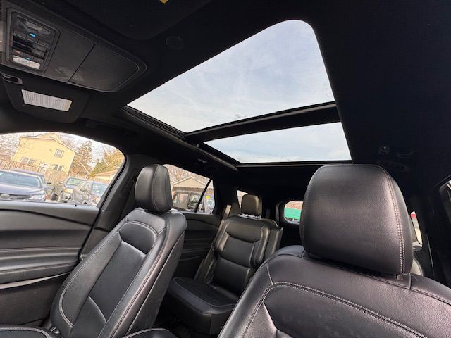 2020 Ford Explorer Image 30