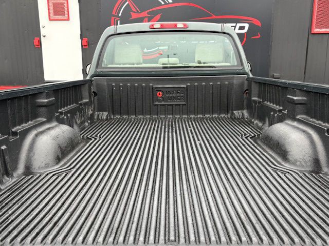 2005 Toyota Tundra Image 2