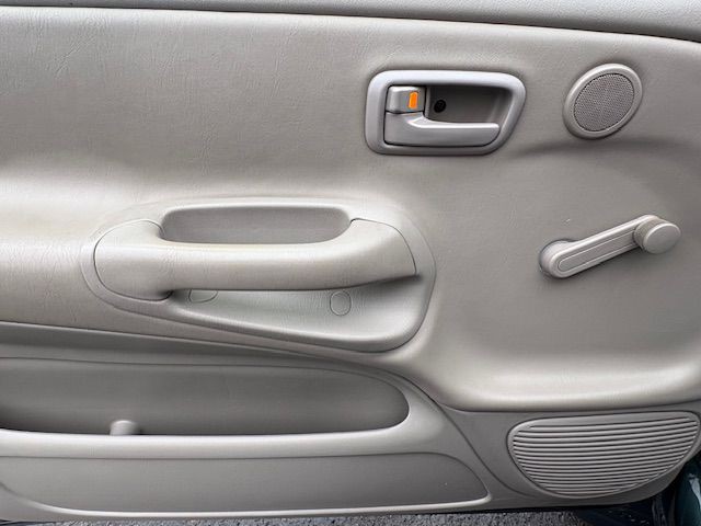 2005 Toyota Tundra Image 5