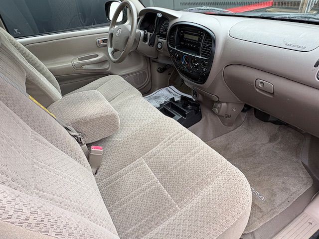 2005 Toyota Tundra Image 8